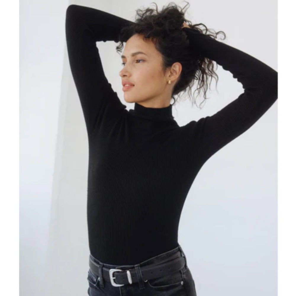 AYR The Visionary Women's Black Turtleneck Top